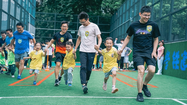亲子足球2.jpg