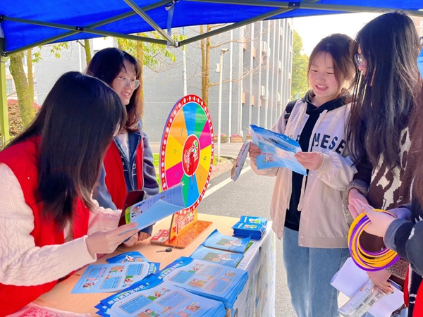 1681568438811279.jpg 3.jpg